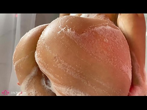 ❤️ Brunette Masturbates Pussy b'vibratur għal orga intens fid-doċċa ❌ Super sess lilna mt.xsexshop.ru ☑